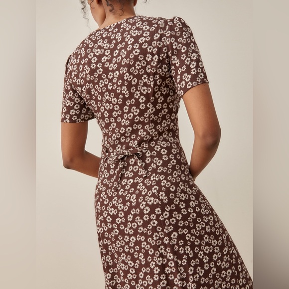 Reformation Locklin Dress - Picture 2 of 11